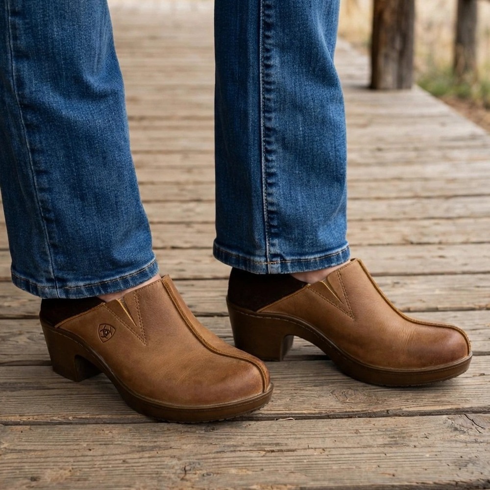 Ariat Mule Style Clog Womens 7B Suede Block Heel Tan Dark Brown Leather Shoe